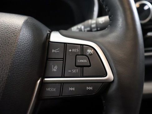 Used 2023 Toyota Highlander Platinum image 20