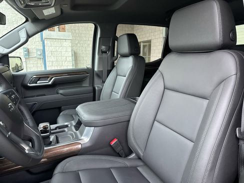 New 2026 Chevrolet Silverado 1500 LT Trail Boss w/ Convenience Package II image 11