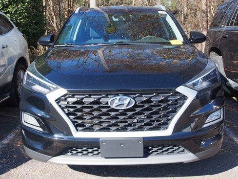 Used 2019 Hyundai Tucson Sport image 3