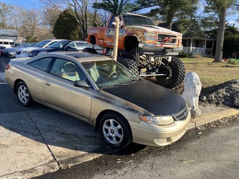 Used 2000 Toyota Solara SE image 2