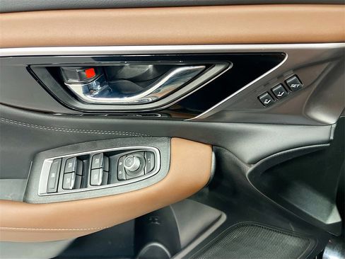 Used 2025 Subaru Outback Touring XT w/ Popular Package #2 image 18