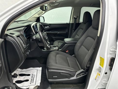 Used 2018 GMC Canyon SLE w/ SLE Convenience Package image 9