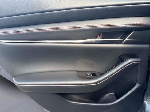 Certified 2025 MAZDA MAZDA3 s image 11