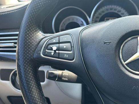 Used 2015 Mercedes-Benz CLS 400 4MATIC w/ Premium 2 Package image 27