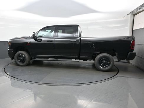 New 2027 RAM 2500 Tradesman AWD/4WD image 4