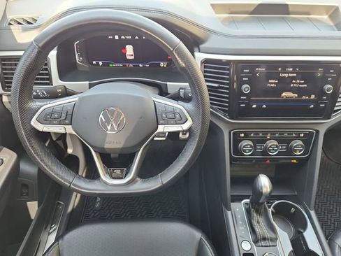 Used 2023 Volkswagen Atlas SEL R-Line AWD/4WD image 11