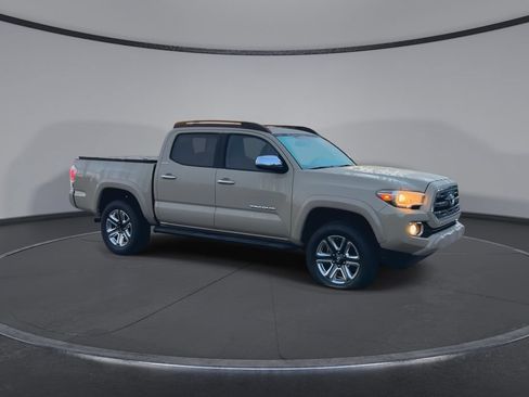 Used 2016 Toyota Tacoma Limited w/ Towing Package AWD/4WD image 2