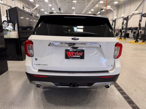 Used 2020 Ford Explorer Limited w/ Class III Trailer Tow Package image 37