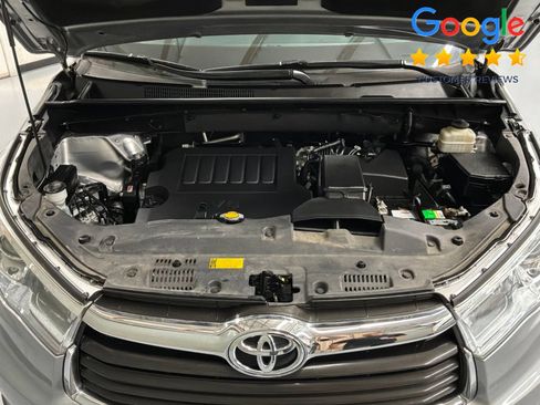 Used 2015 Toyota Highlander XLE FWD image 9