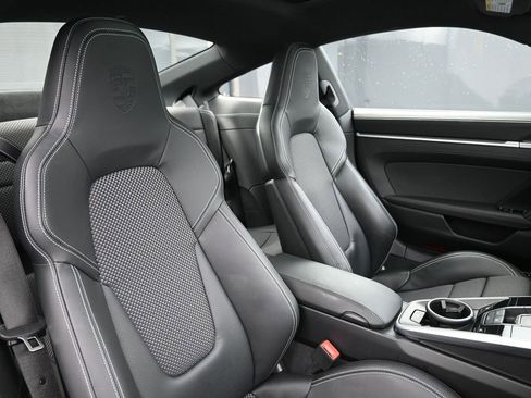 Certified 2024 Porsche 911 Carrera 4S image 29