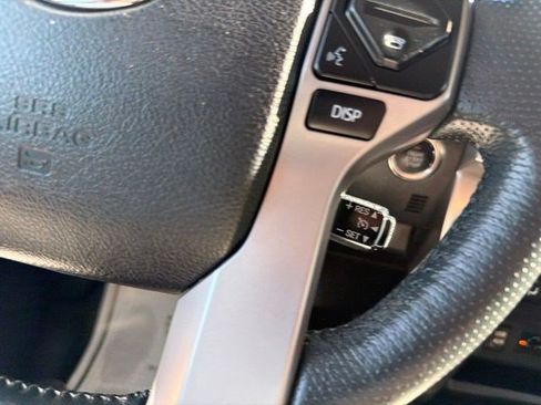 Used 2019 Toyota 4Runner Limited AWD/4WD image 30