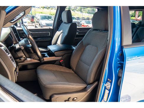 Used 2022 RAM 1500 Big Horn AWD/4WD image 10
