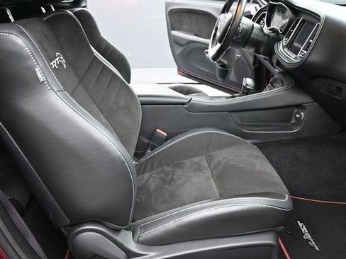Used 2022 Dodge Challenger SRT Hellcat RWD image 23