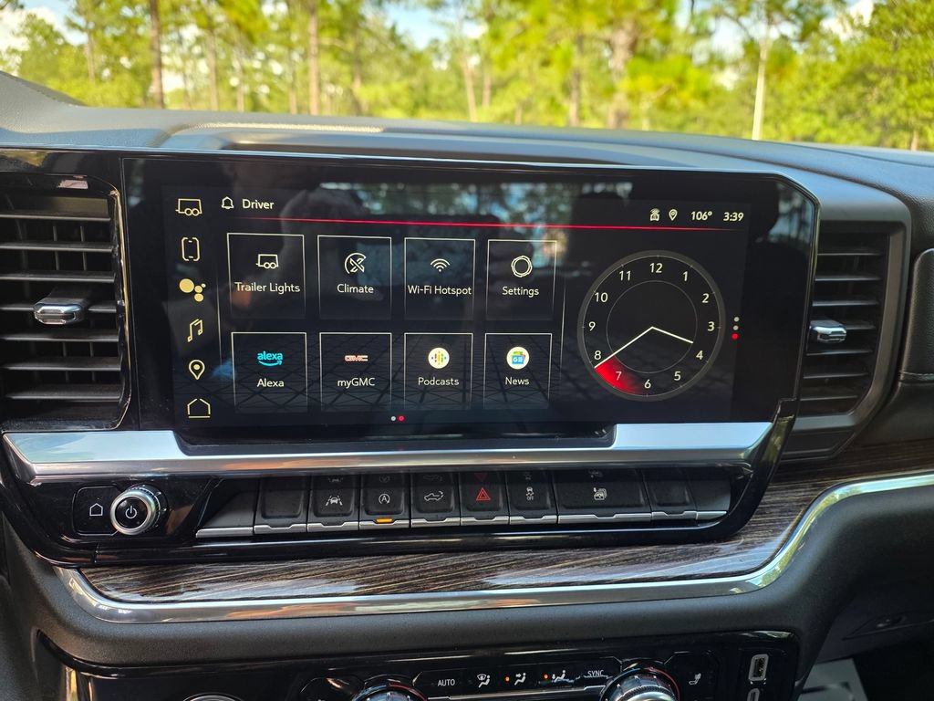 Used 2024 GMC Sierra 1500 Elevation w/ LPO, Elevation Black Package AWD/4WD image 28