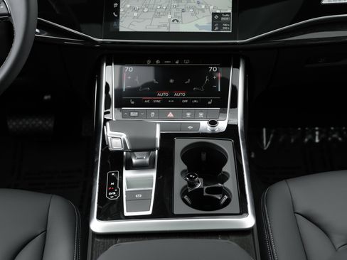New 2026 Audi Q7 2.0T Premium AWD/4WD image 16