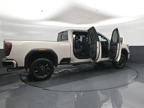 Used 2026 GMC Sierra 2500 AT4 w/ AT4 Premium Plus Package AWD/4WD image 55