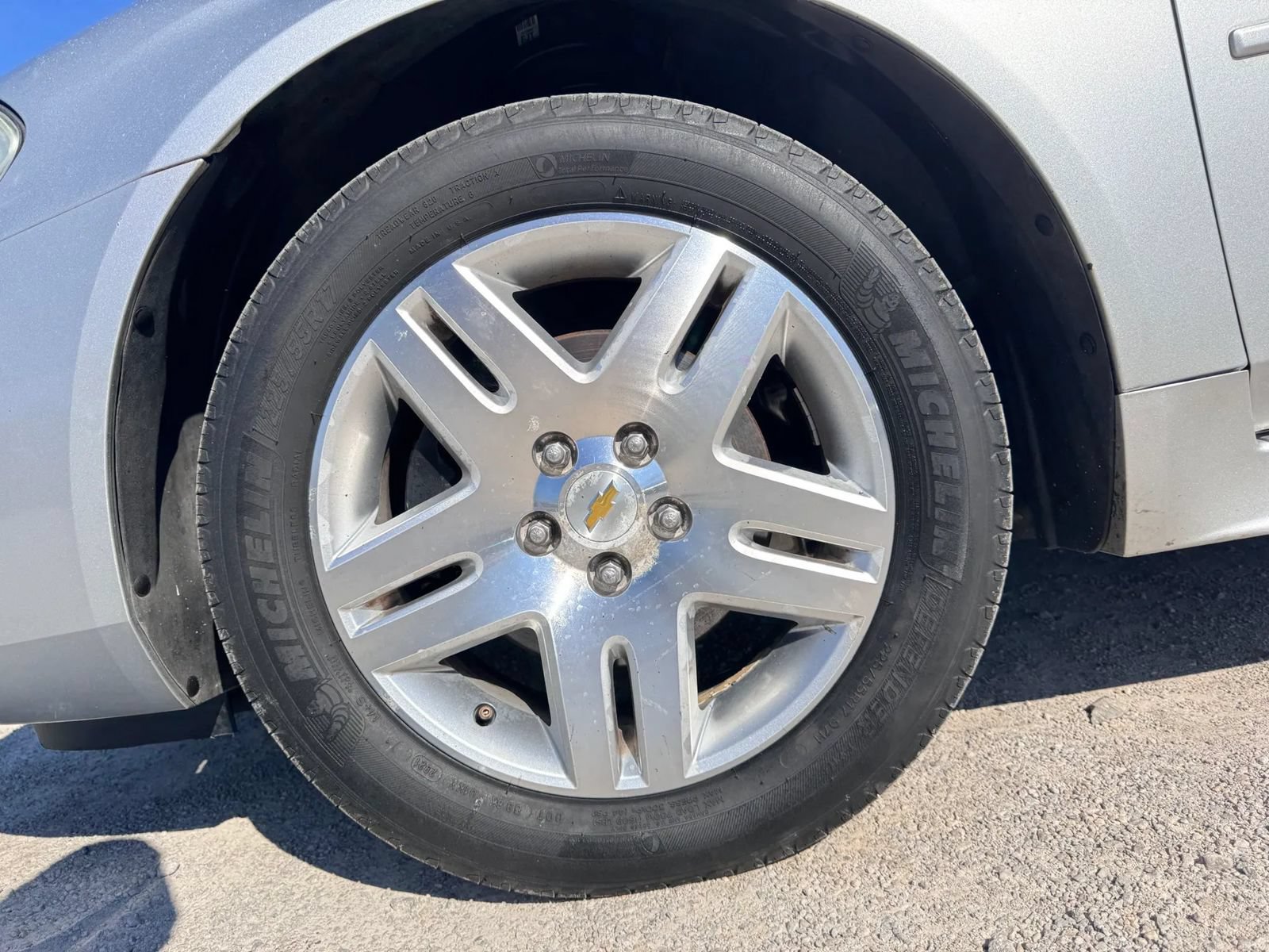 Used 2010 Chevrolet Impala LT FWD image 14