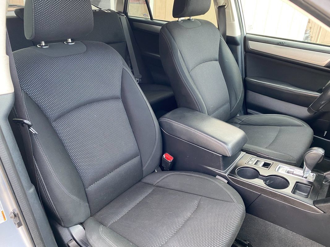Used 2019 Subaru Outback 2.5i Premium AWD/4WD image 16