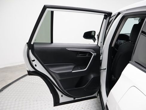 Certified 2024 Toyota RAV4 LE image 21