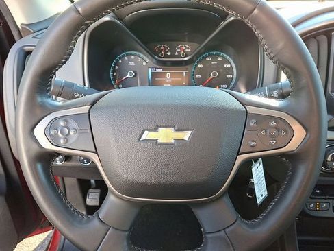 Used 2017 Chevrolet Colorado Z71 image 28