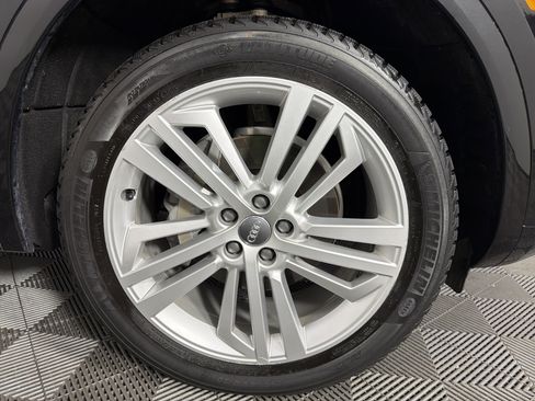 Used 2018 Audi Q5 Prestige w/ Prestige Package AWD/4WD image 25