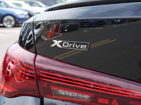 New 2026 BMW 430i xDrive w/ M Sport Package AWD/4WD image 19