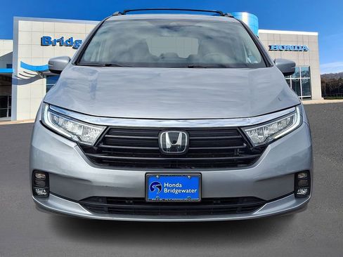 Used 2024 Honda Odyssey EX-L image 2