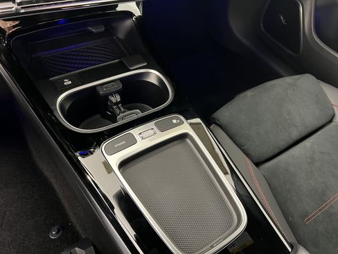 New 2026 Mercedes-Benz CLA 35 AMG 4MATIC image 32