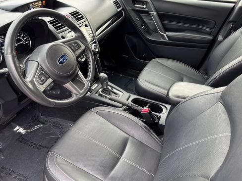 Used 2018 Subaru Forester 2.5i Touring w/ Popular Package #2 image 4