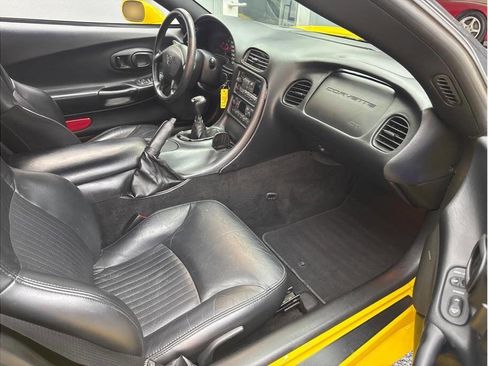 Used 2003 Chevrolet Corvette Z06 w/ Memory Package, 3 Drivers image 19