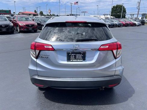 Used 2022 Honda HR-V EX image 6