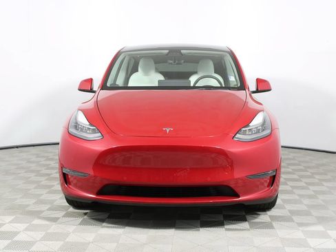 Used 2022 Tesla Model Y Long Range AWD/4WD image 11