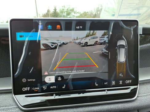 New 2026 Volkswagen Tiguan S image 14