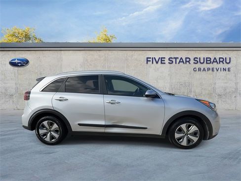 Used 2019 Kia Niro LX image 9
