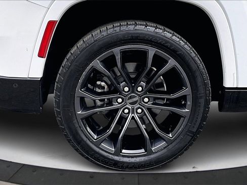 Certified 2024 Jeep Grand Wagoneer L Series II w/ Quick Order Packagew 28T image 37