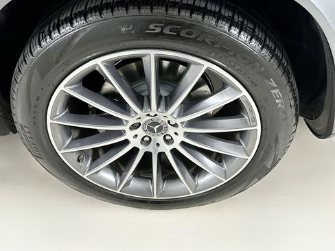 Certified 2025 Mercedes-Benz GLE 350 GLE 350 image 34