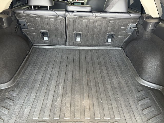 Used 2017 Subaru Outback 3.6R Limited AWD/4WD image 27