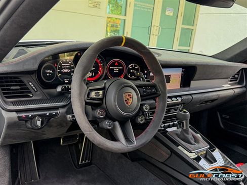 Used 2025 Porsche 911 GT3 RS RWD image 12