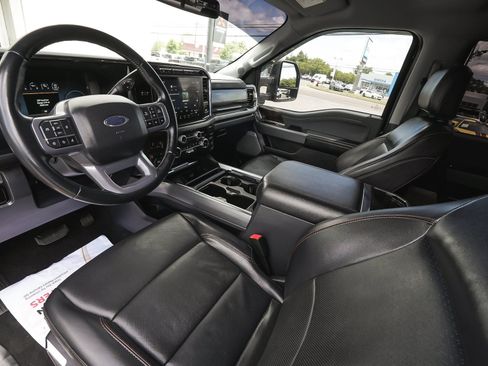 Used 2023 Ford F250 Lariat w/ Black Appearance Package AWD/4WD image 17