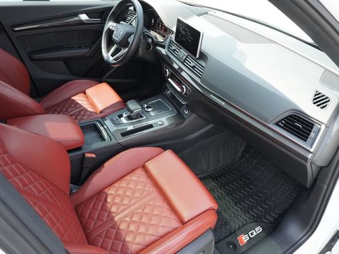 Used 2018 Audi SQ5 Prestige w/ Prestige Package AWD/4WD image 22