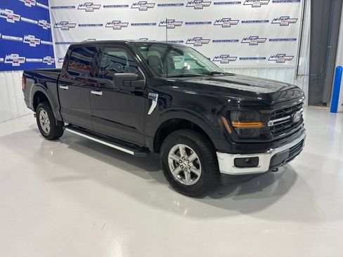 Used 2025 Ford F150 XLT w/ Equipment Group 301A Standard AWD/4WD image 9