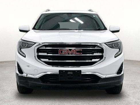 Used 2019 GMC Terrain SLT w/ Preferred Package FWD image 4