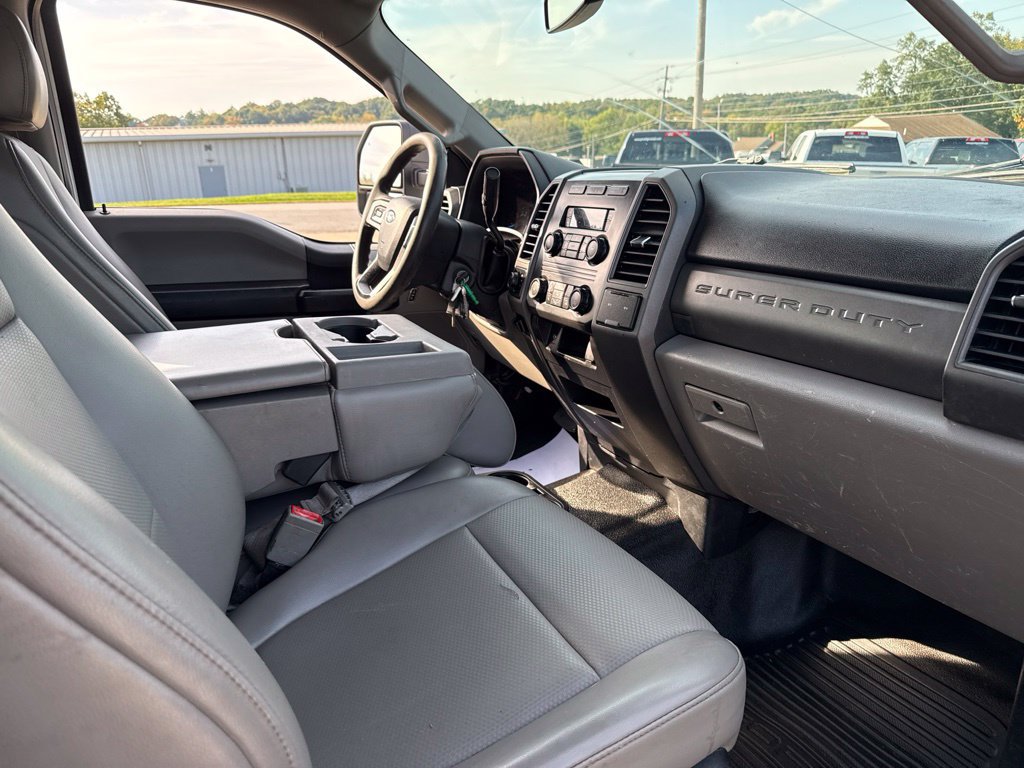 Used 2019 Ford F250 XL w/ Power Equipment Group AWD/4WD image 35