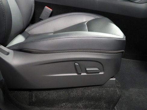Used 2026 Tesla Model Y Long Range RWD image 72