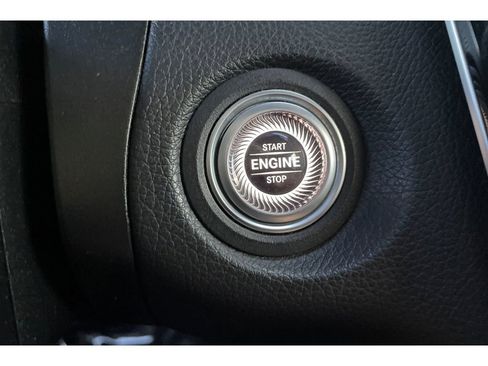 Used 2021 Mercedes-Benz GLC 300 image 33