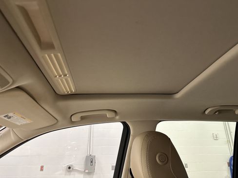 Used 2017 Mercedes-Benz GLE 350 4MATIC image 28