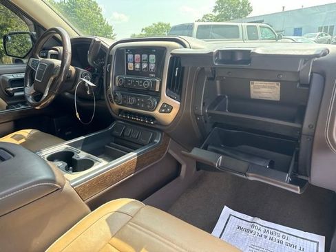 Used 2018 GMC Sierra 1500 Denali w/ Denali Ultimate Package AWD/4WD image 34