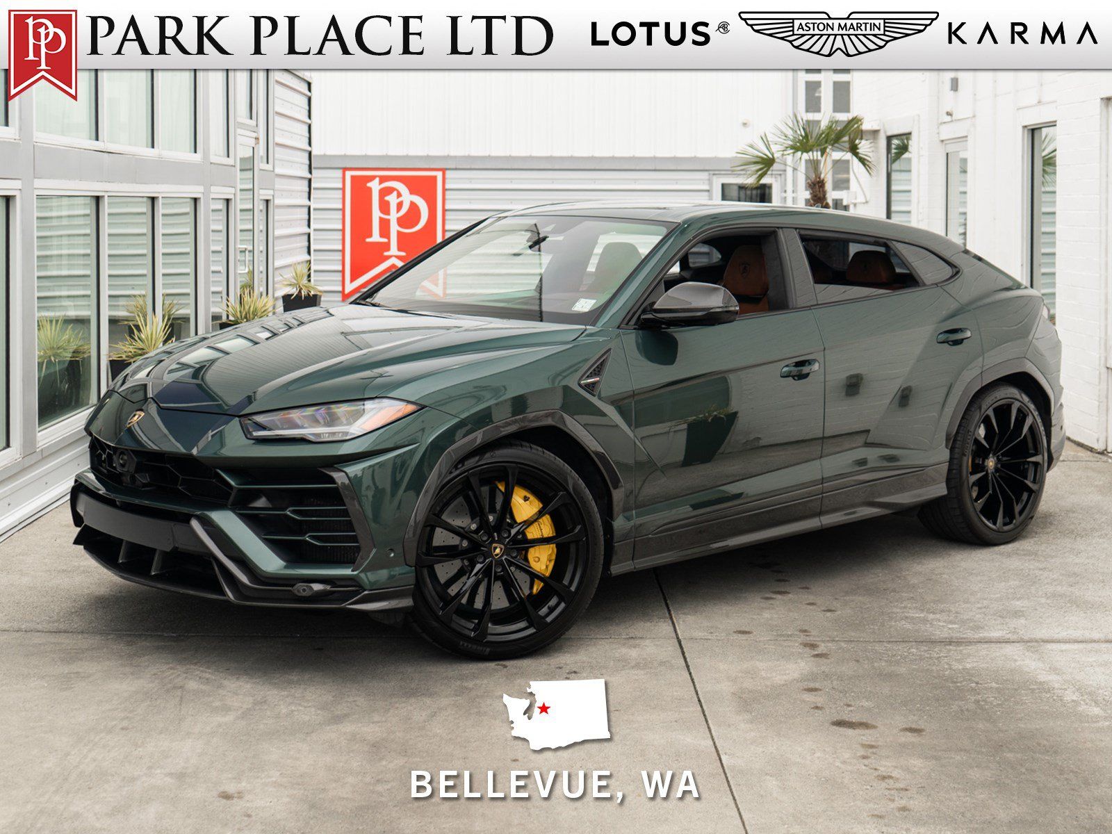 Used 2022 Lamborghini Urus AWD/4WD image 1