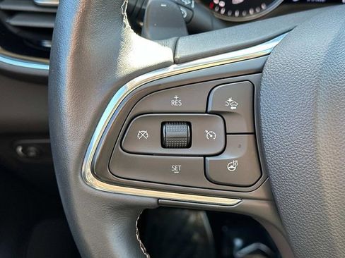 Used 2023 Buick Envision Avenir image 23