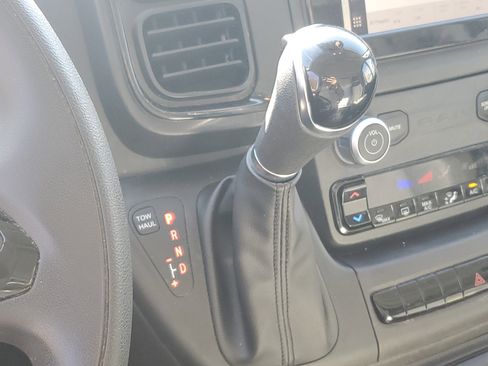 Used 2022 RAM ProMaster 3500 w/ Premium Appearance Group image 24